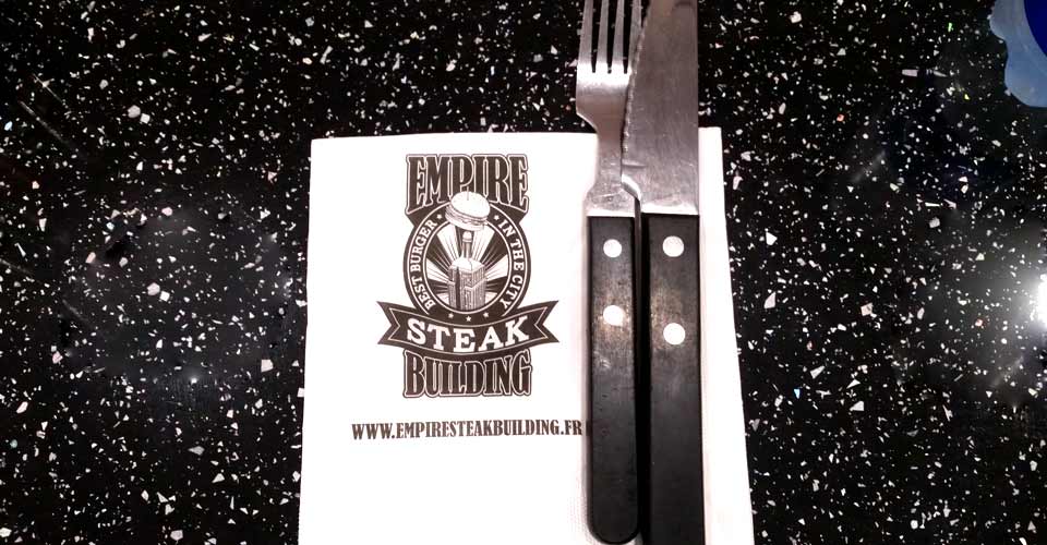 empire-steak-building-couverts