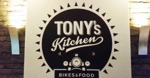 Tony’s Kitchen : cuisine italienne et moto