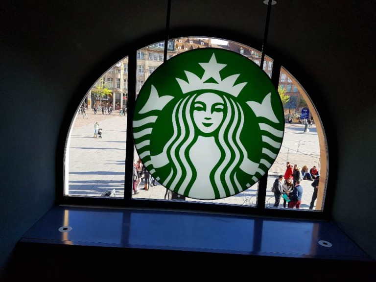 Lire la suite à propos de l’article Starbucks Coffee Strasbourg – coffee shop