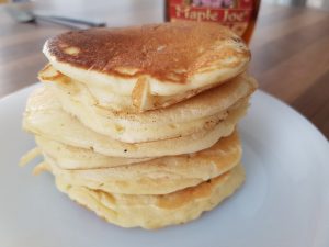 Lire la suite à propos de l’article Recette de pancakes épais et moelleux