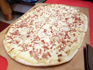 Lire la suite à propos de l’article Ferme Maurer à Dorlisheim : tarte flambée et bons petits plats alsaciens