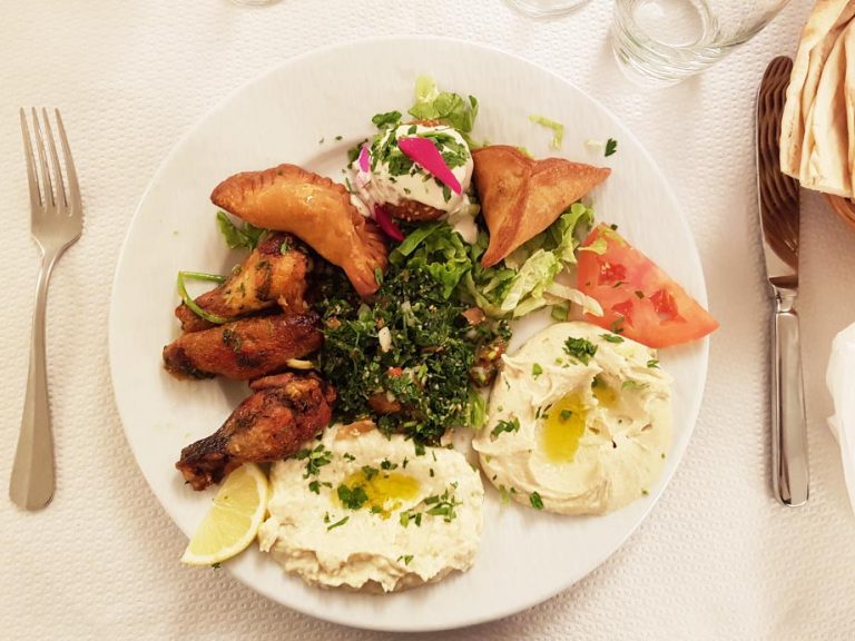 Lire la suite à propos de l’article Au cèdre : restaurant libanais à Strasbourg