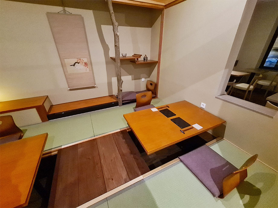salle-tatami-restaurant-japonais